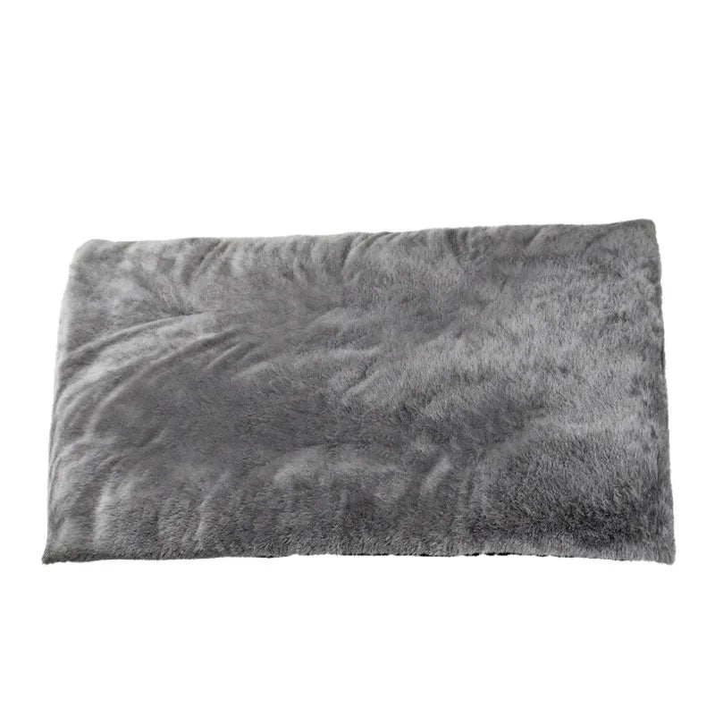 Plush Pet Resting Mat — Silver Gray, 45 × 70 cm